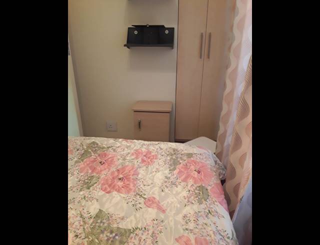 2 BEDROOM FLAT FOR SALE IN PIONEER PARK